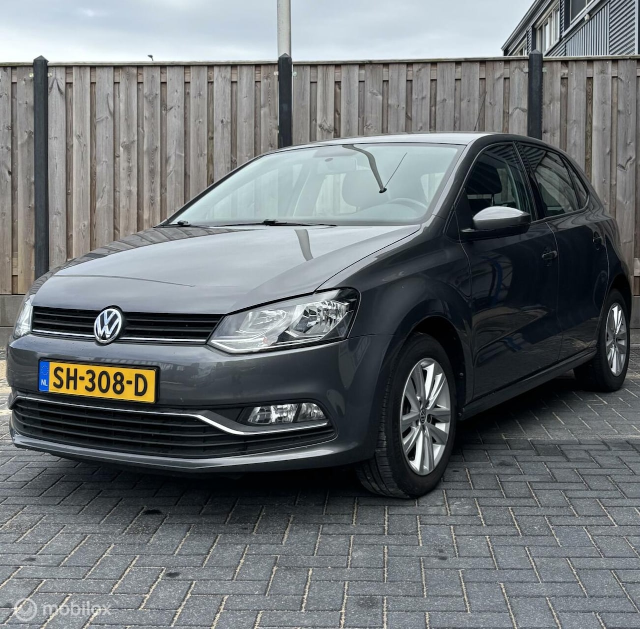Volkswagen Polo - 1.2 TSI Highline 1.2 TSI Highline - AutoWereld.nl