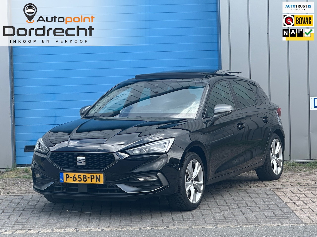 SEAT Leon - 1.4 TSI eHybrid PHEV FR Bus PANO CAMERA - AutoWereld.nl