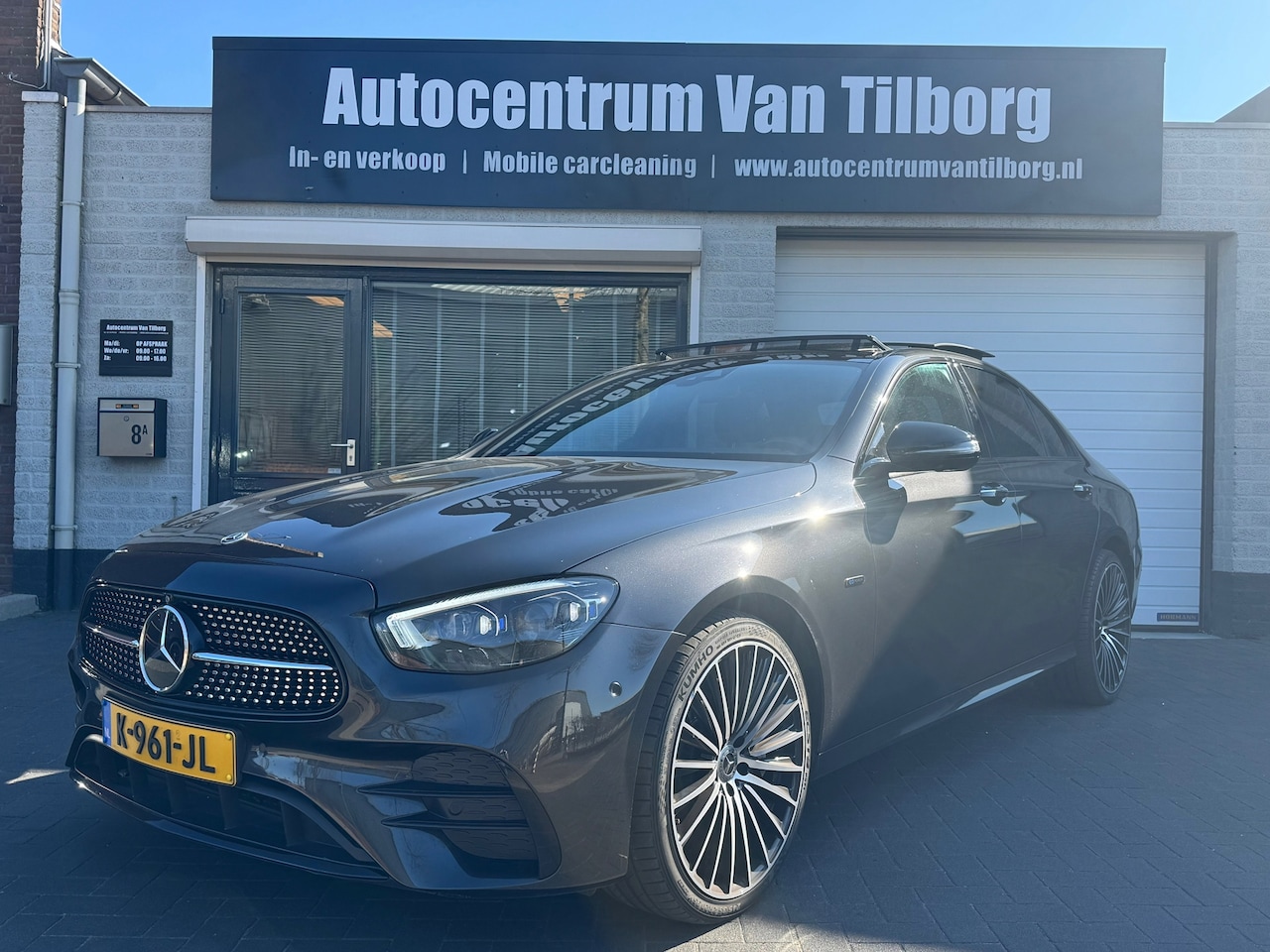 Mercedes-Benz E-klasse - 300 e Business Solution AMG/Pano/Nieuwstaat! - AutoWereld.nl