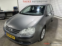 Volkswagen Golf - 1.6 FSI Comfortline Clima/Cruise/Nap