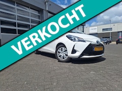Toyota Yaris - 1.5 Hybrid Active/Automaat*Cruise*Ecc*Pdc Achter*Enz