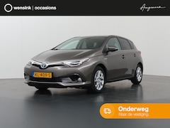 Toyota Auris - 1.8 Hybrid Dynamic | Trekhaak | Panoramadak | Navigatie | Parkeercamera | Climate Control
