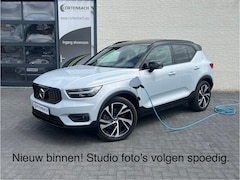 Volvo XC40 - 1.5 T5 Recharge R-Design | Adaptieve cruise | Panorama | zwenkbare trekhaak | Harman Kardo