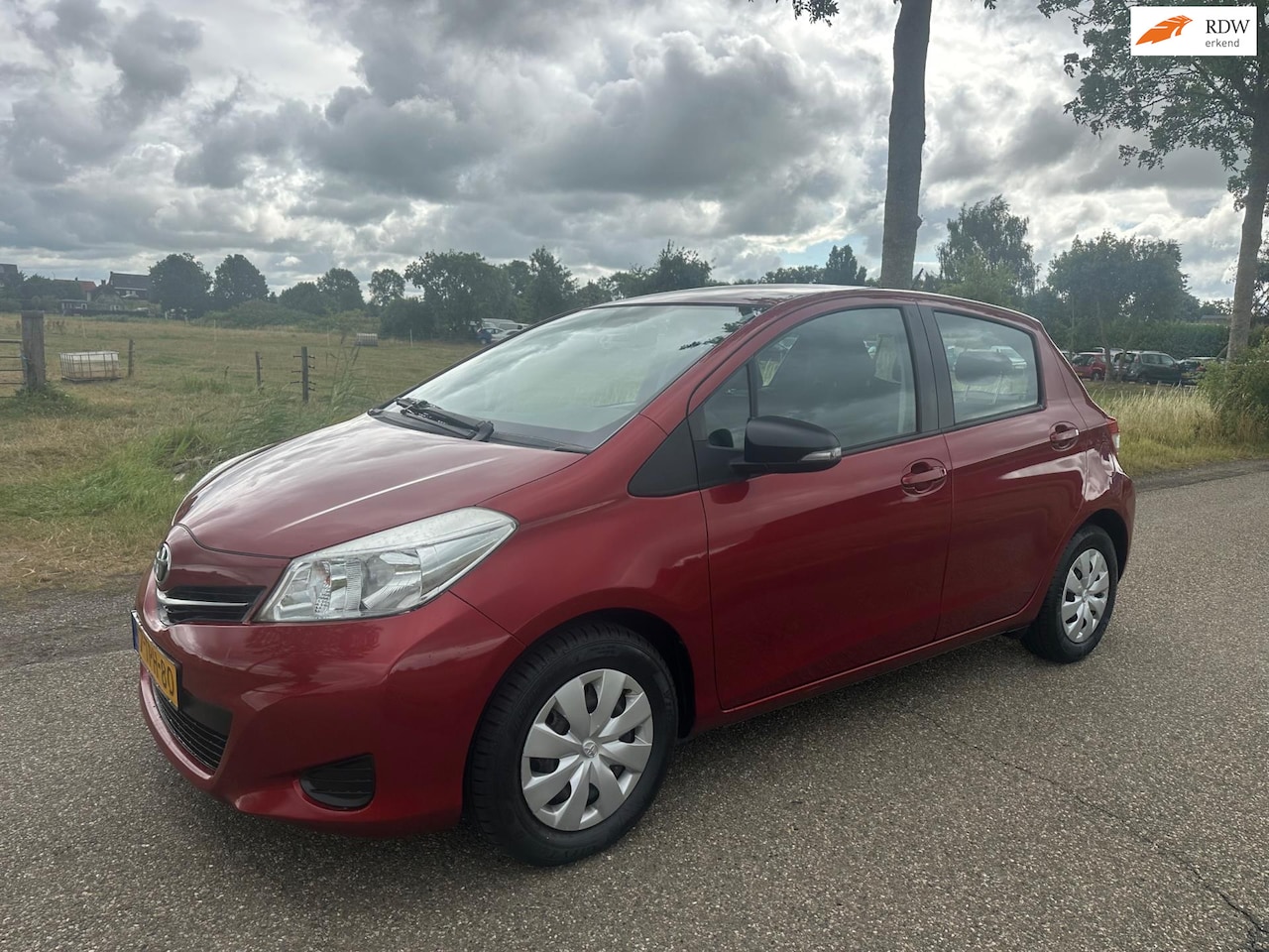 Toyota Yaris - 1.3 VVT-i Now Airco, 5-Deurs - AutoWereld.nl
