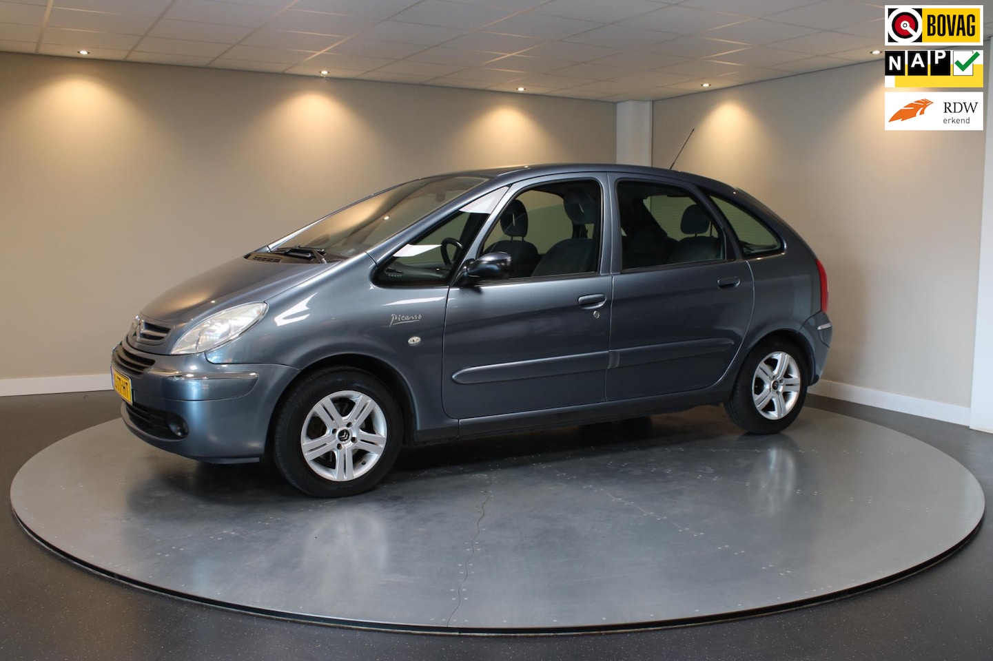 Citroën Xsara Picasso - 2.0i-16V Caractère *Automaat* Airco|Cruise|PDC|NAP - AutoWereld.nl
