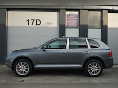 Porsche Cayenne - 4.5 Turbo