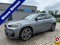 BMW X2 - xDrive25e Executive M Sport Leder LED Stuurwielverwarming Achteruitrijcamera Carplay ACC D
