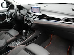 BMW X1 - xDrive25e Sportline Plug In Hybrid 220pk PHEV | Camera | Sportstoelen Verwamd | Navi Prof