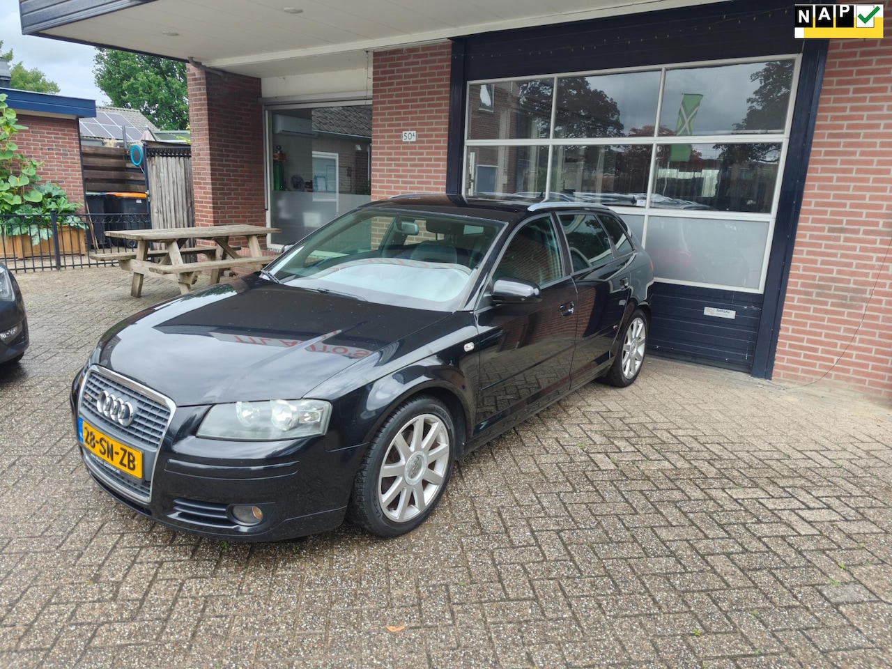 Audi A3 Sportback - 2.0 FSI S-Line, Trekhaak, Clima, Cruise, PDC, NAP - AutoWereld.nl