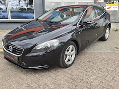 Volvo V40 - 2.0 D4 Ocean Race Business PANO/LEER/ELEK STOELEN/LINE ASSIST