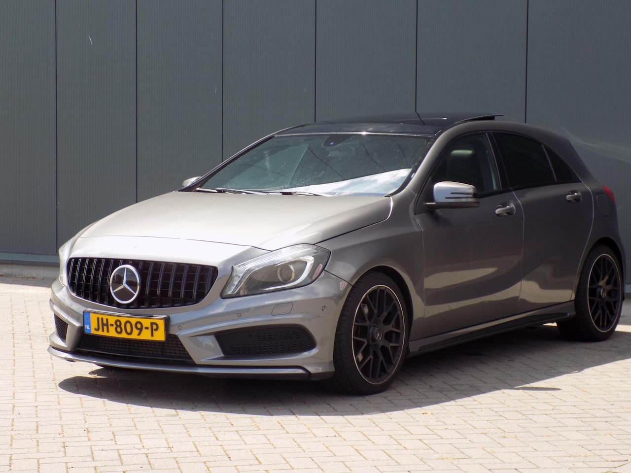 Mercedes-Benz A-klasse - 200 AMG-Line Automaat - AutoWereld.nl