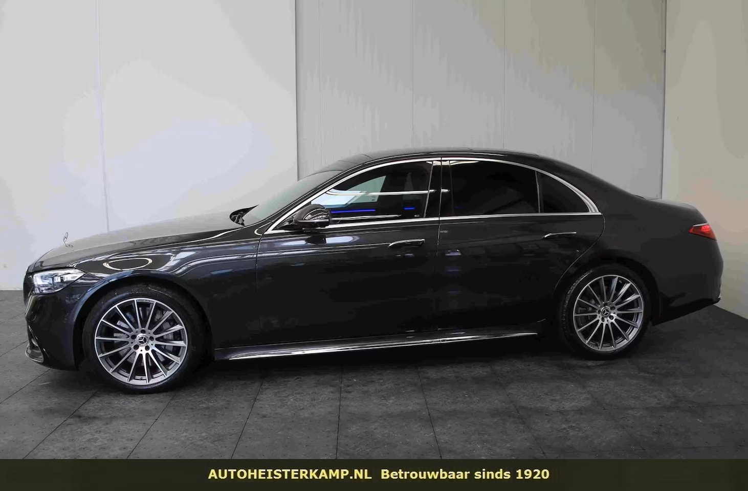 Mercedes-Benz S-klasse - 350d AMG Line 313 PK Burmester 20 Inch 360 Camera Glazen schuifdak - AutoWereld.nl