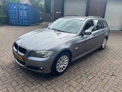 BMW 3-serie Touring - 318d Corporate Lease Business Line CLIMA / AUTOMAAT