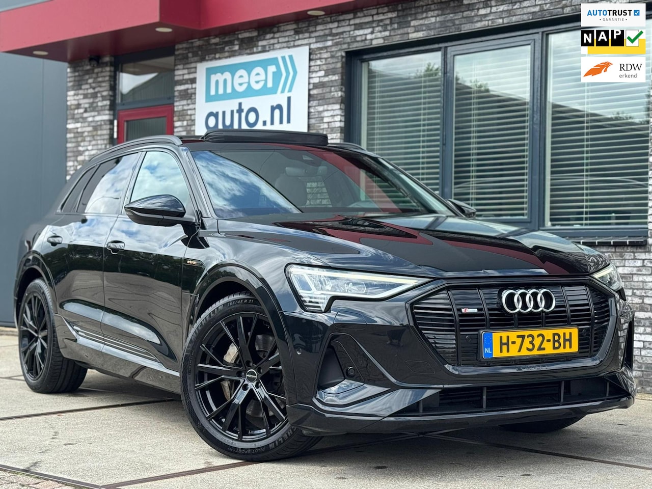 Audi e-tron - E-tron 50 quattro Launch edition Black S-LINE l PANO l 21INCH l ADAPT.CRUISE l ORG.NL l - AutoWereld.nl