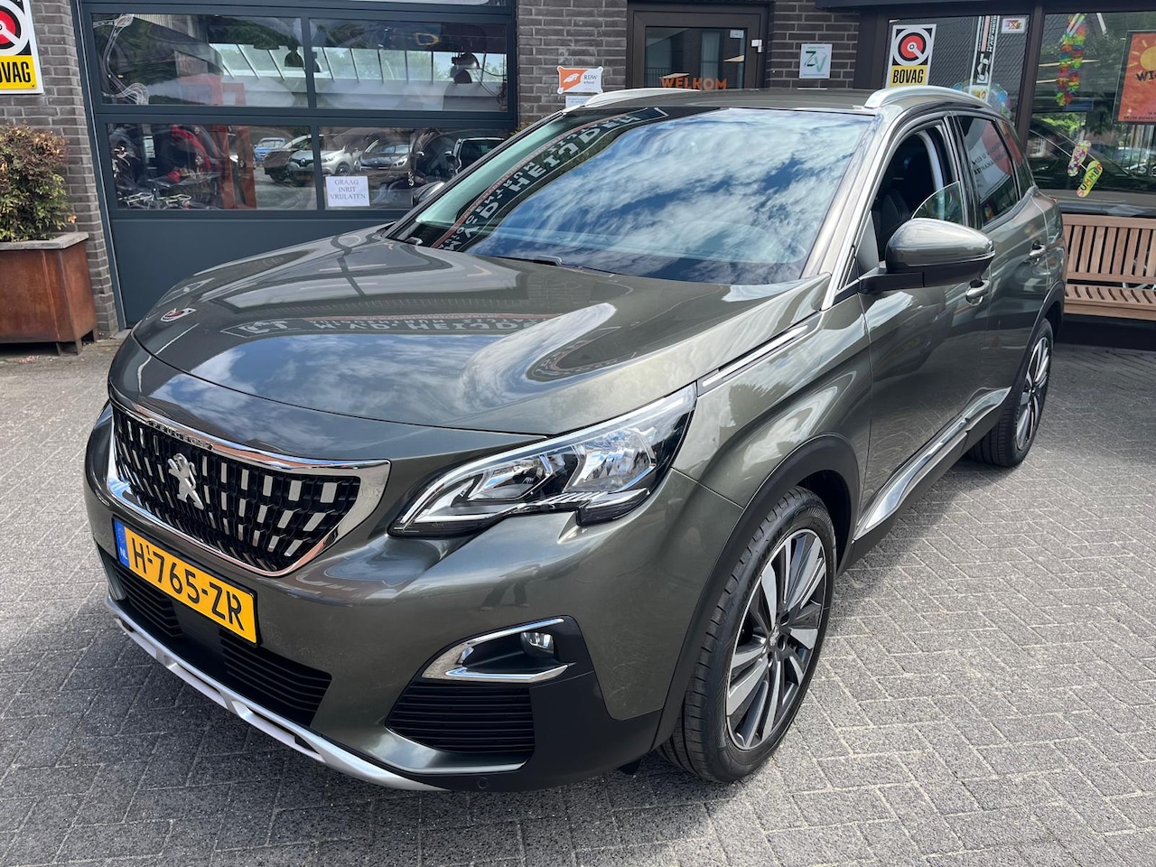 Peugeot 3008 - 1.2 PureTech 130pk Allure Trekhaak Camera - AutoWereld.nl