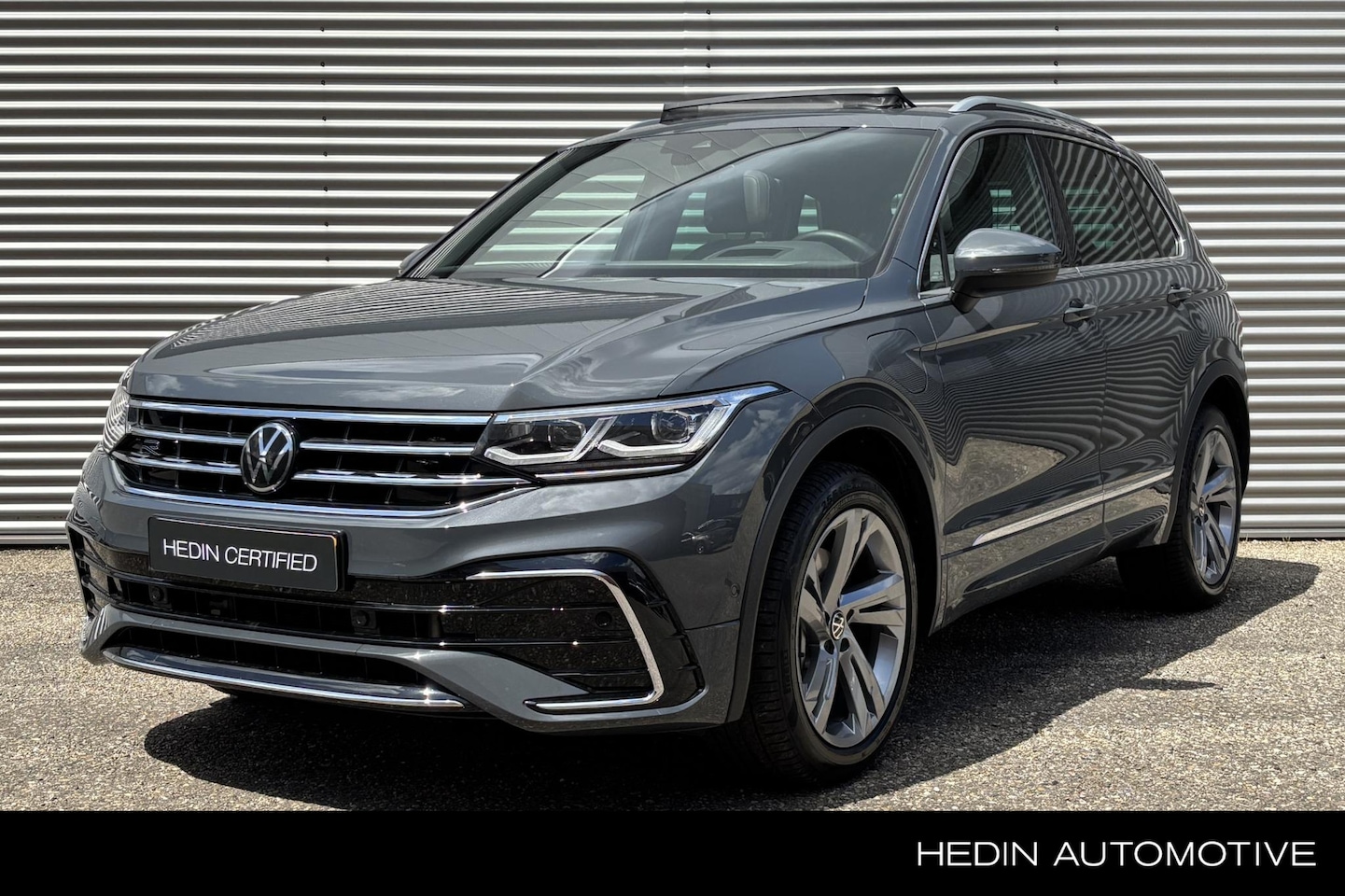 Volkswagen Tiguan - 1.4 TSI eHybrid R-Line Business / Nederlandse Auto / Eerste Eigenaar / Head-Up display / E - AutoWereld.nl