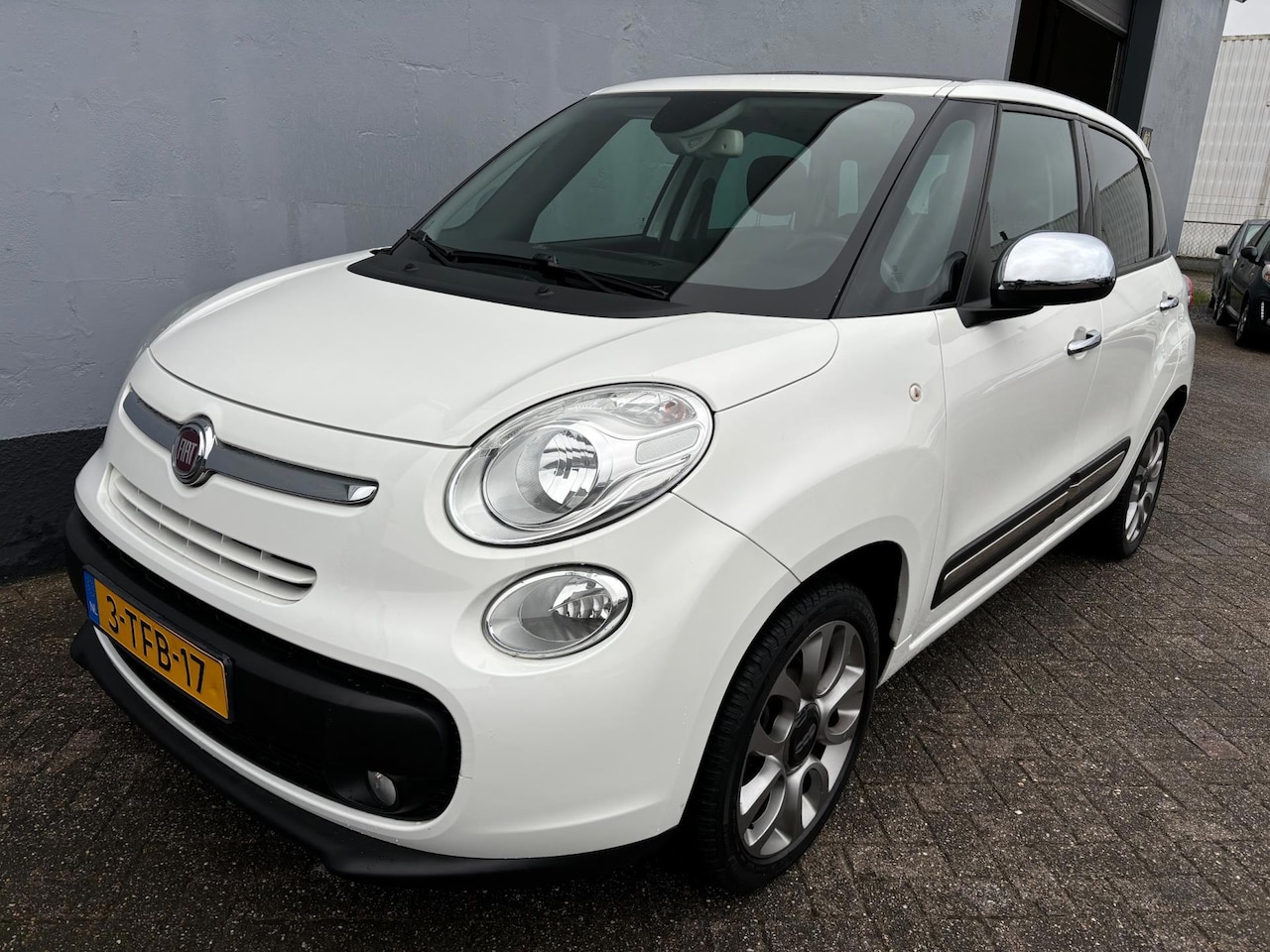 Fiat 500 L - 0.9 TwinAir Lounge - Panorama Dak - AutoWereld.nl