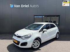 Kia Rio - 1.2 CVVT Plus Pack / Navigatie / 1e Eigenaar