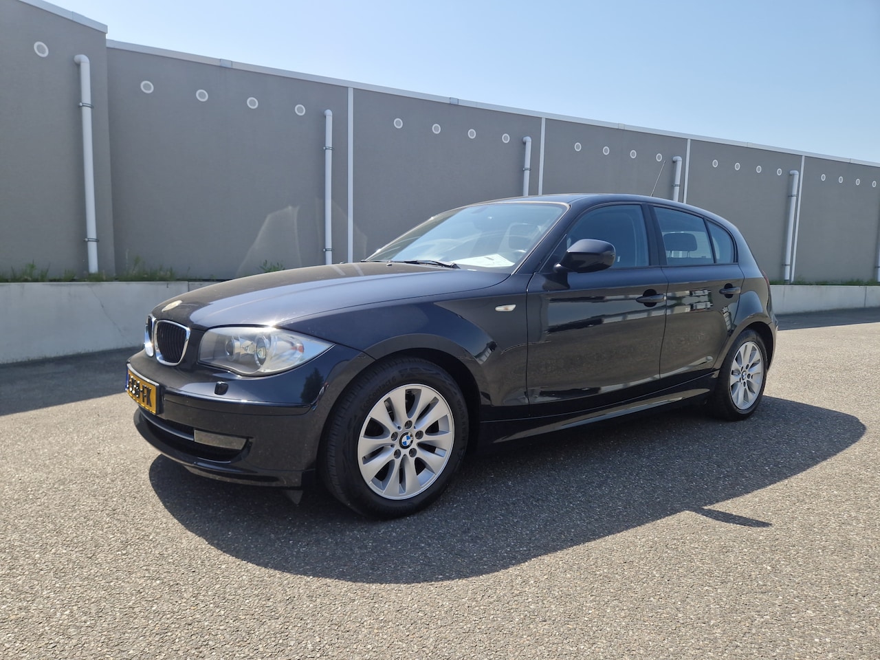BMW 1-serie - 118i EffDyn. Ed. Business Line Ultimate Edition 118i EffDyn. Ed. Business Line Ultimate Edition - AutoWereld.nl