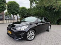 Kia Rio - 1.2 (4 cil.), Apple CarPlay, Clima, Cruise Control, Navigatie, Leder, Achteruitrijcamera,