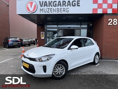 Kia Rio - 1.2 CVVT DynamicLine // NAVI // AIRCO // CAMERA // LICHT METALEN VELGEN // APPLE CARPLAY