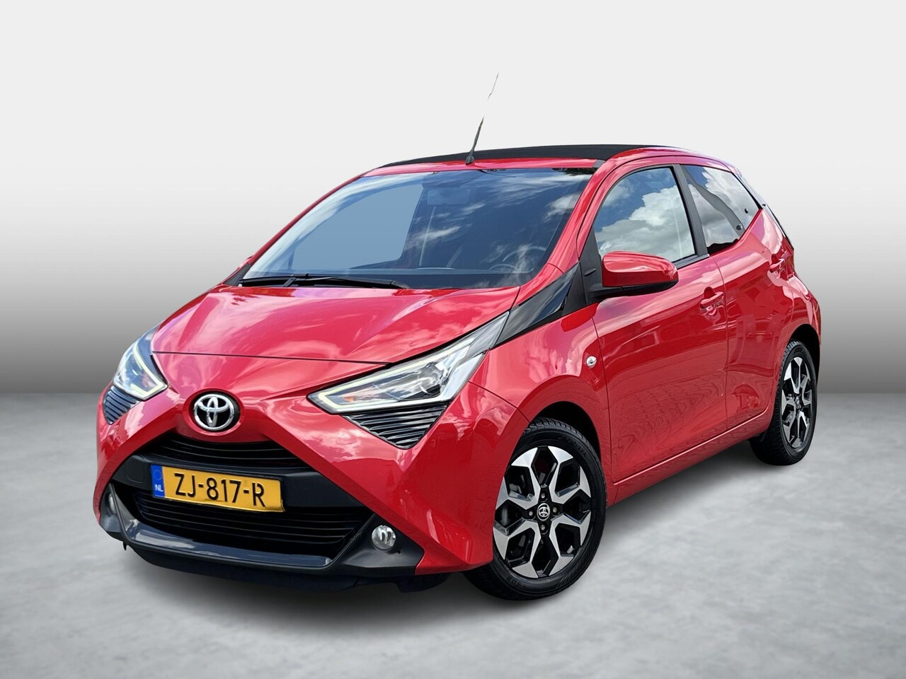 Toyota Aygo - 1.0 VVT-i x-cite CABRIO-dak! - AutoWereld.nl