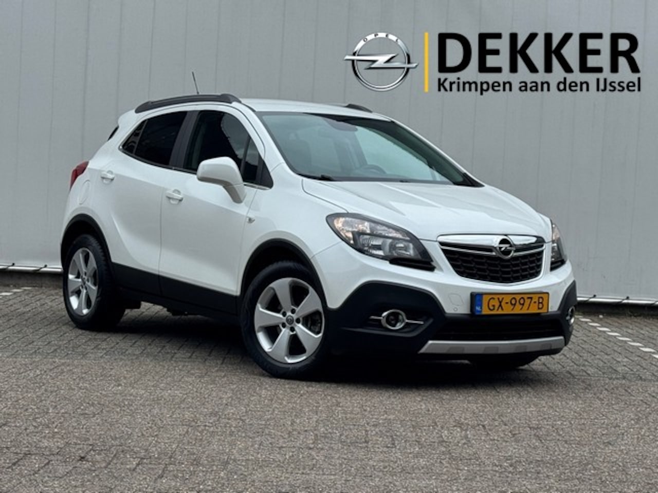 Opel Mokka - 1.4 Turbo Cosmo Automaat met Leer, Trekhaak, Winterpakket, AGR, Navi/Camera - AutoWereld.nl