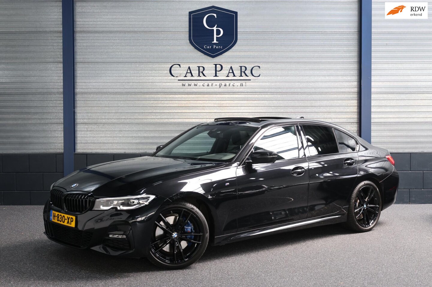 BMW 3-serie - 330i M-Sport LED/VIRTUAL/SFEER/PANO/HALF LEDER+S.VERWAMRING/20" LMV/PDC/CRUISE/ECC/12 MND - AutoWereld.nl