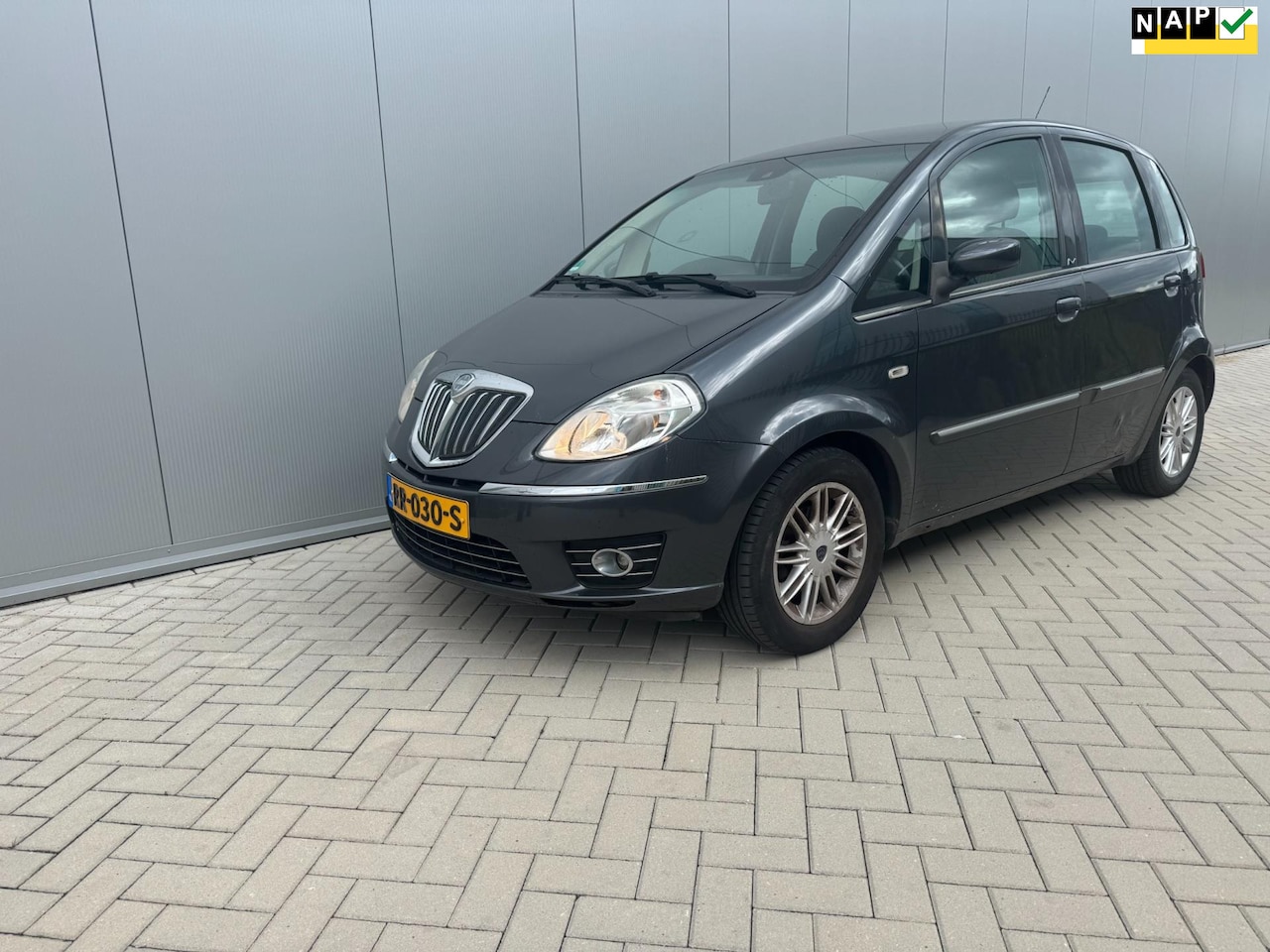 Lancia Musa - 1.4-16V Oro 1.4-16V Oro - AutoWereld.nl