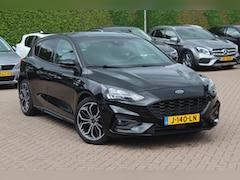 Ford Focus - 1.0 EcoBoost Titanium Business ST-Line Camera / Navigatie / Keyless / B&O / 17'' / Stuurve