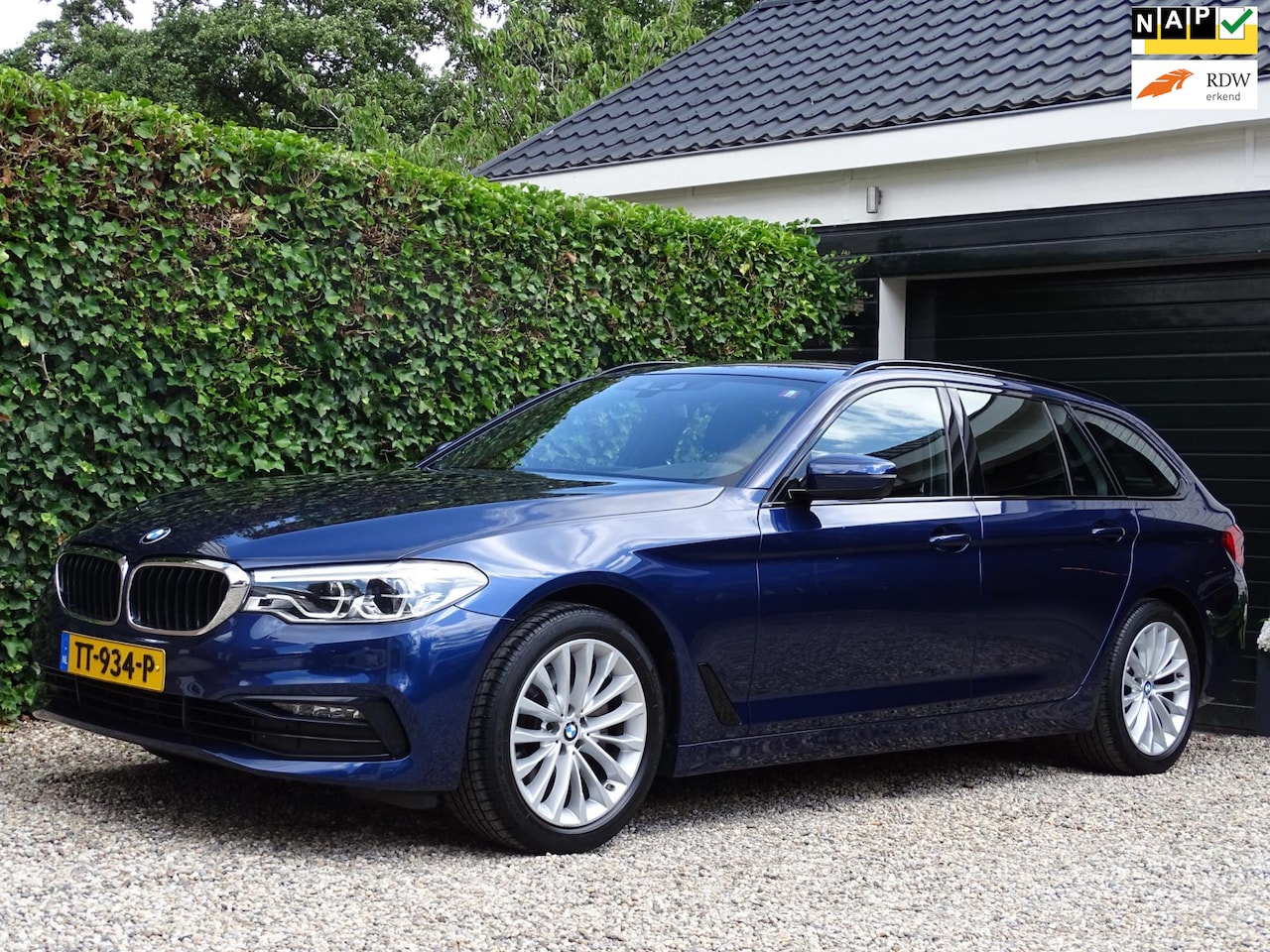 BMW 5-serie Touring - 520i Corporate Lease High Executive | Dealeronderhouden - AutoWereld.nl