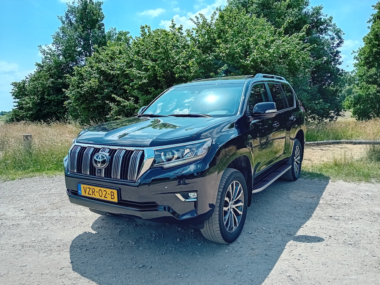 Toyota Land Cruiser - 2.8 D-4D-F Executive Blind Van 2.8 D-4D-F Executive Blind Van - AutoWereld.nl