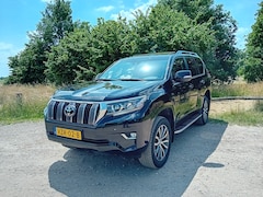 Toyota Land Cruiser - 2.8 D-4D-F Executive Blind Van