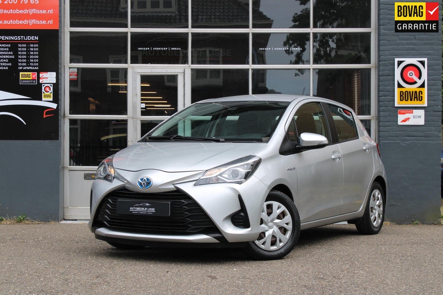 Toyota Yaris - 1.5 Hybrid Energy Automaat Airco Navigatie Nap - AutoWereld.nl