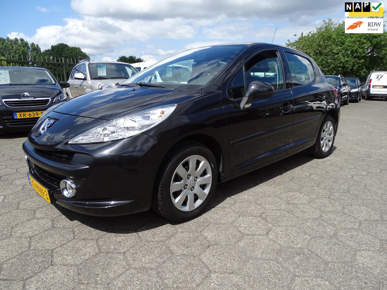 Peugeot 207 - 1.4 VTi Look AIRCO/CRUISE/TREKHAAK - AutoWereld.nl