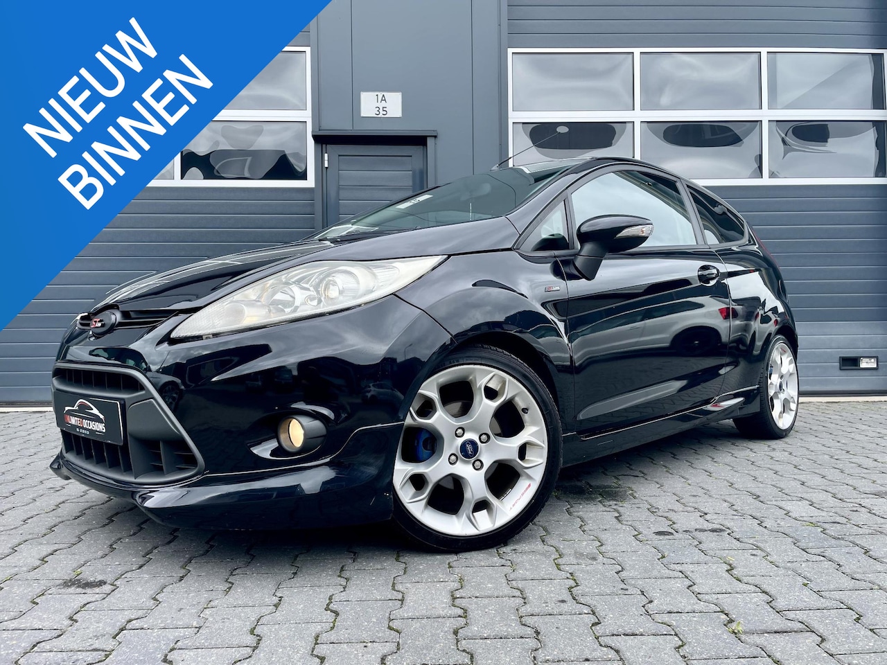 Ford Fiesta - 1.6 Sport *ST LINE*120PK*ECC*17”LMV - AutoWereld.nl