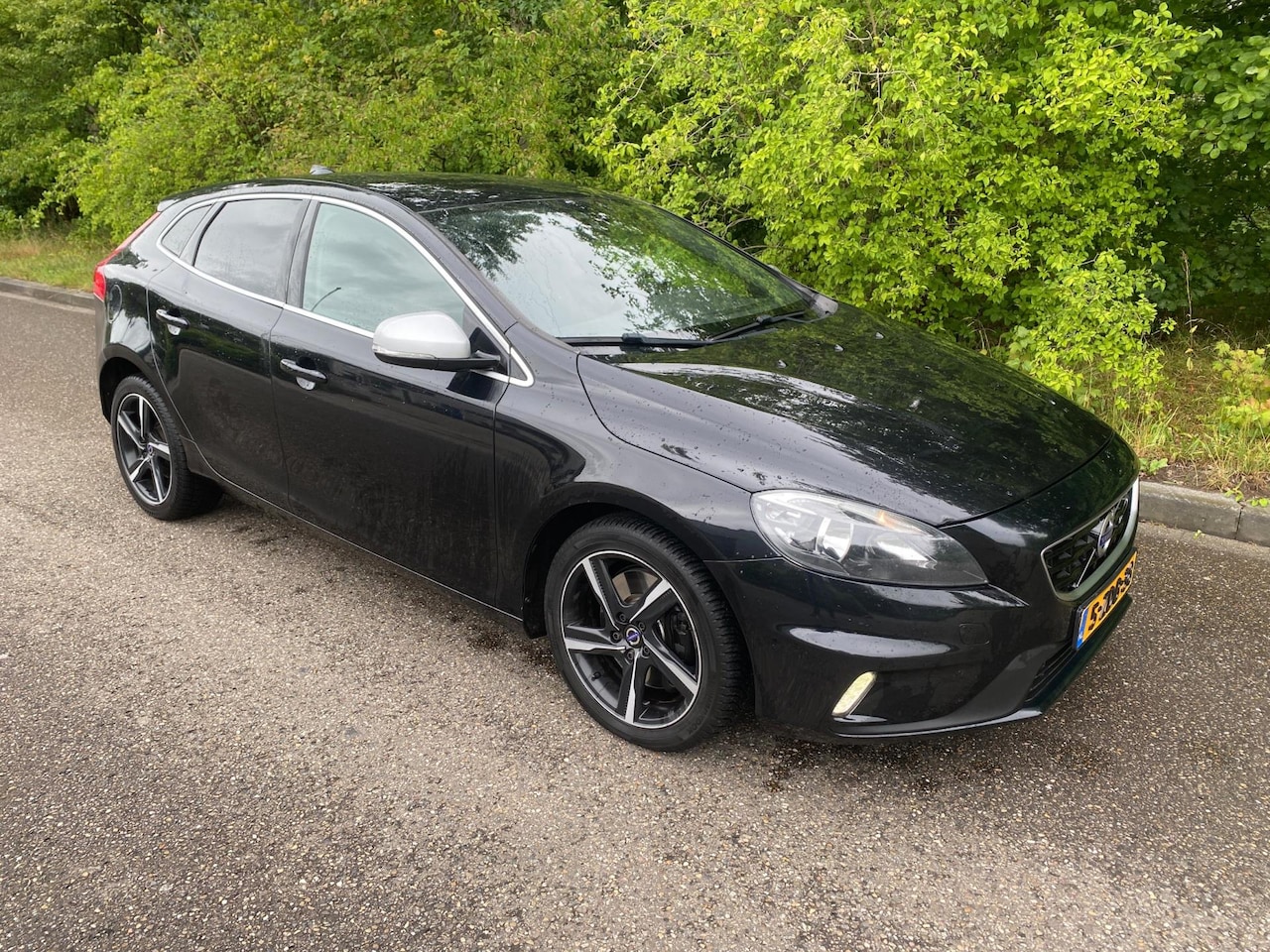 Volvo V40 - 2.0 D4 Ocean Race Business R-Design - AutoWereld.nl