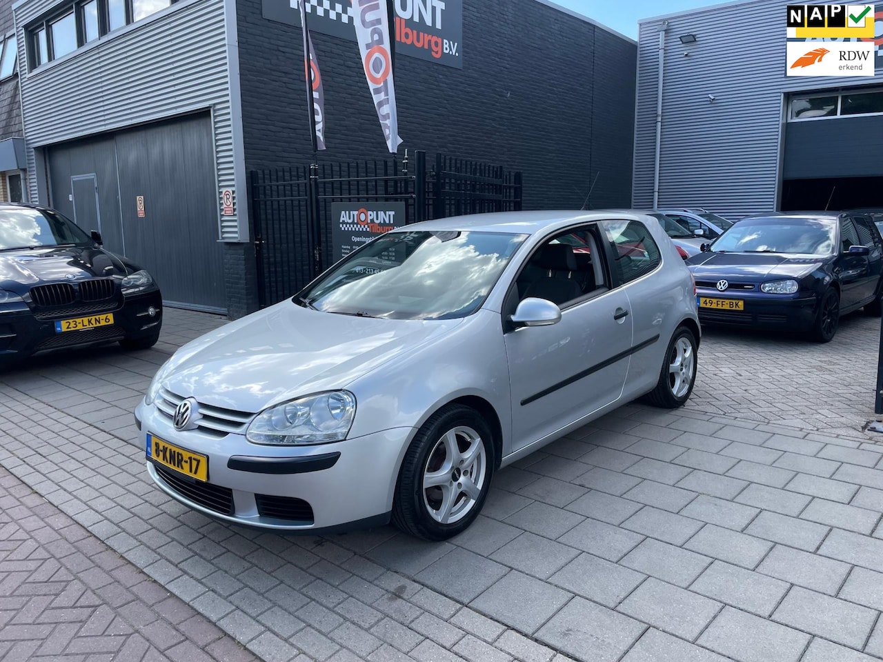 Volkswagen Golf - 1.6 FSI Trendline Sport Airco NAP APK 1 Jaar - AutoWereld.nl