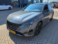 Peugeot E-308 - GT EV 54 kWh | Achterbank in delen neerklapbaar | Achteruitrijcamera | Apple Carplay/Andro