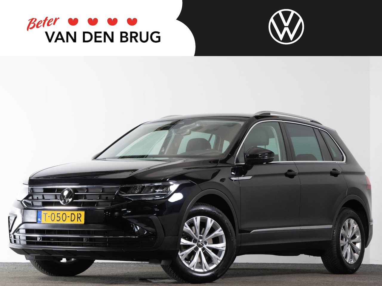 Volkswagen Tiguan - 1.5 TSI 130 PK Life Business | LED | Navigatie | Trekhaak | Keyless | Adaptieve Cruise Con - AutoWereld.nl