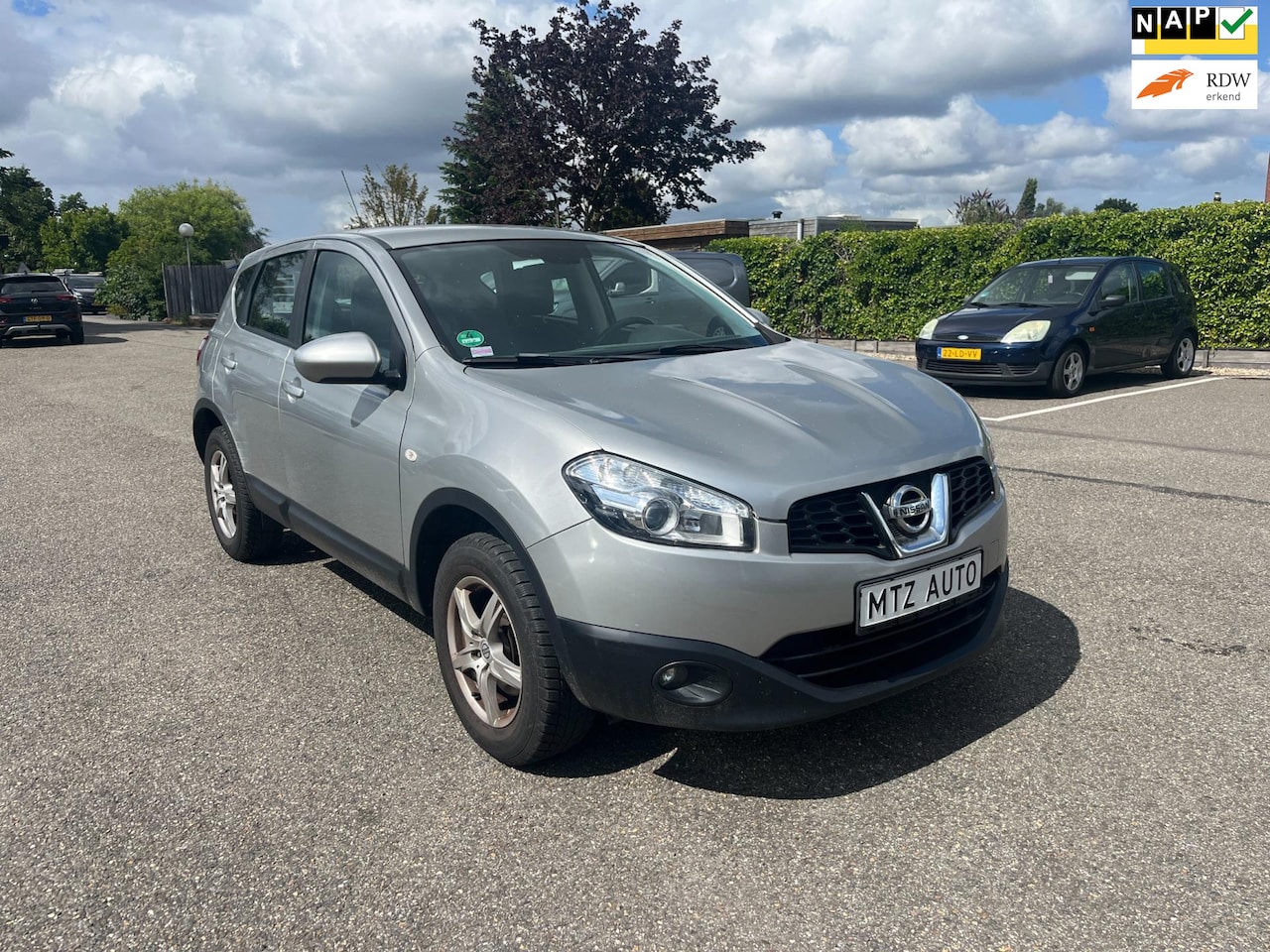 Nissan Qashqai - 2.0 Acenta LEES ADV. - AutoWereld.nl