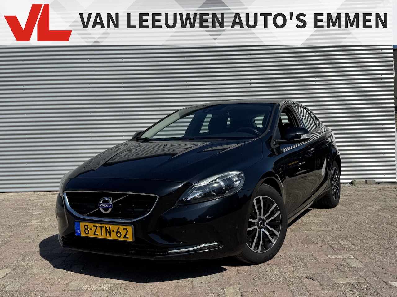 Volvo V40 - 1.6 T2 Kinetic | Nieuw Binnen! | Cruise | Stoelverwarming | Navi - AutoWereld.nl