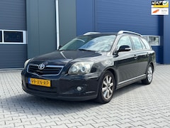 Toyota Avensis Wagon - 1.8 VVTi Luna | Cruise control |