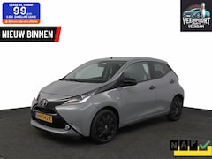 Toyota Aygo - 1.0 VVT-i x-play Camera Airco Cruise