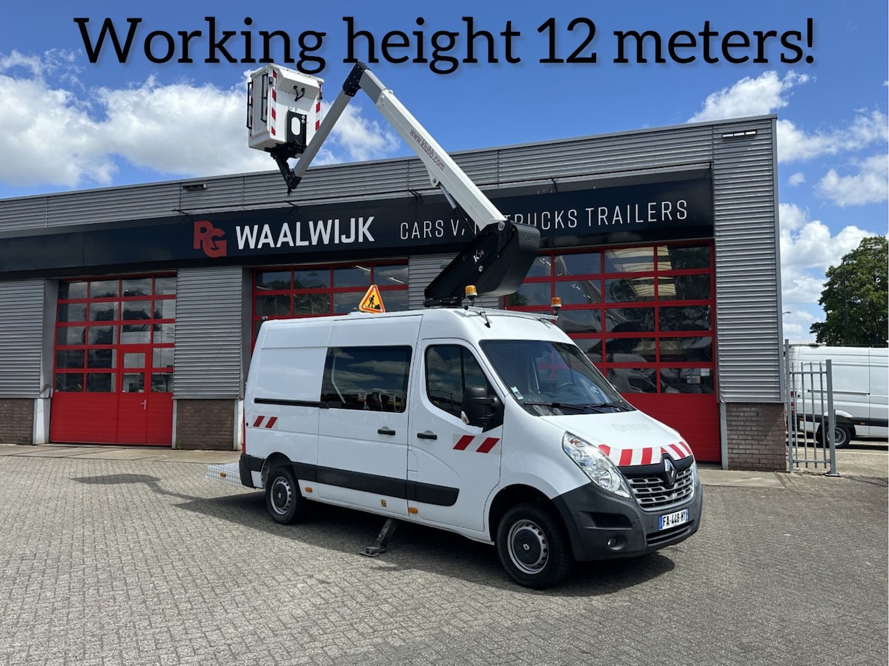 Renault Master - 352 Hours + Airco - AutoWereld.nl
