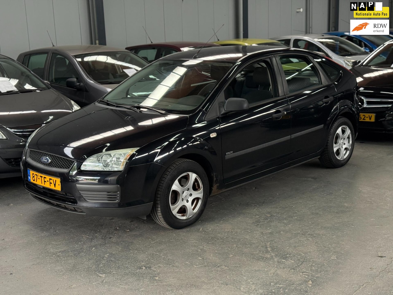 Ford Focus - 1.6-16V Champion Nieuwe APK NAP - AutoWereld.nl
