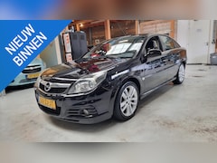 Opel Vectra GTS - 2.2-16V Executive EERSTE EIGENAAR Navi, half leder, parkeersensoren voor + achter