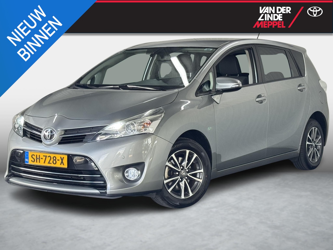 Toyota Verso - 1.8 VVT-i Dynamic Business Trekhaak PDC - AutoWereld.nl