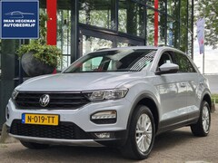 Volkswagen T-Roc - 1.0 TSI Style | PDC voor en achter | Achteruitrijcamera | LM Velgen | Airco | Cruise Contr
