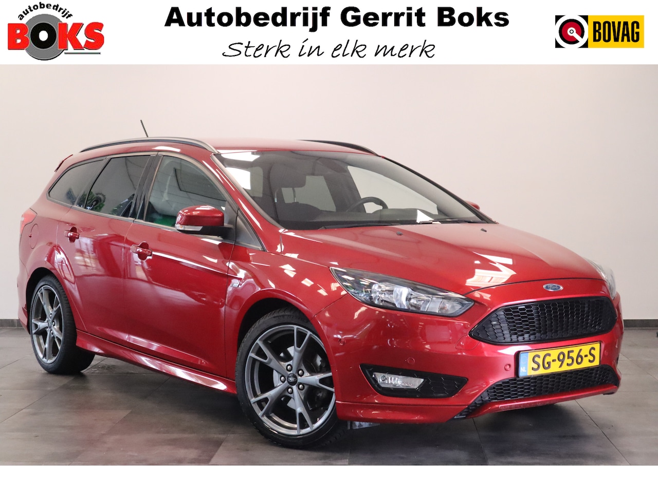 Ford Focus Wagon - 1.5 ST-Line Navigatie CruiseControl Trekhaak NAP - AutoWereld.nl